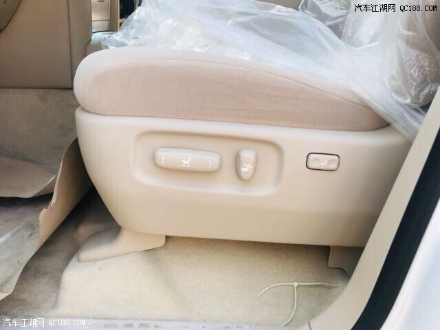 新款进口丰田兰德酷路泽5700中东版评测