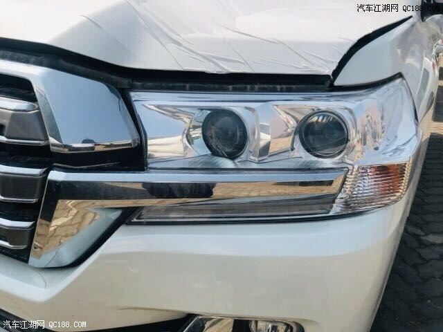 新款进口丰田兰德酷路泽5700中东版评测