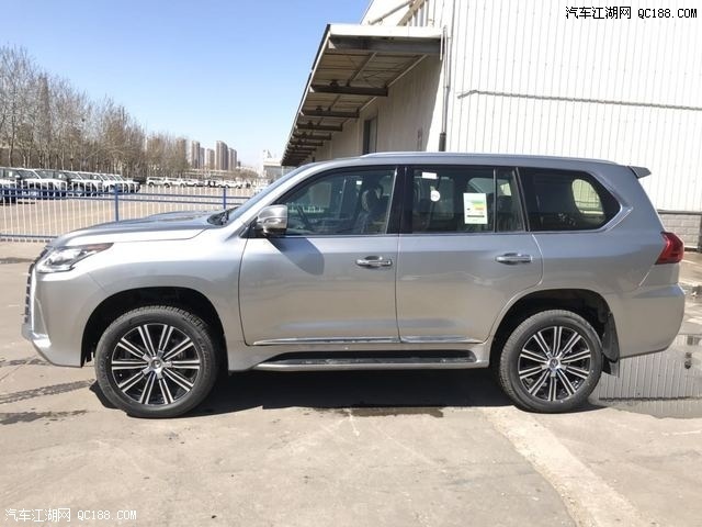 2020款中东版丰田雷克萨斯LX570评测