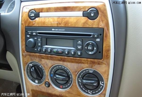 家庭月总收入_车 家庭收入(3)