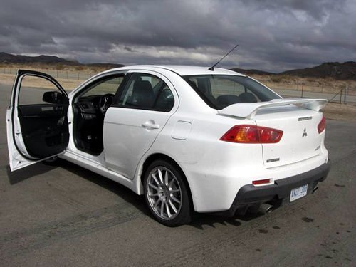 为速度而生! 试驾三菱Lancer Evo GSR