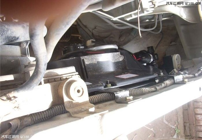 空调挂机风扇不转_1匹空调室外机风扇转压缩机不转_空调外机风扇转