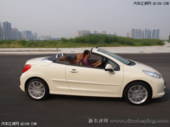 运动敞篷也能舒适!试驾进口标致207cc