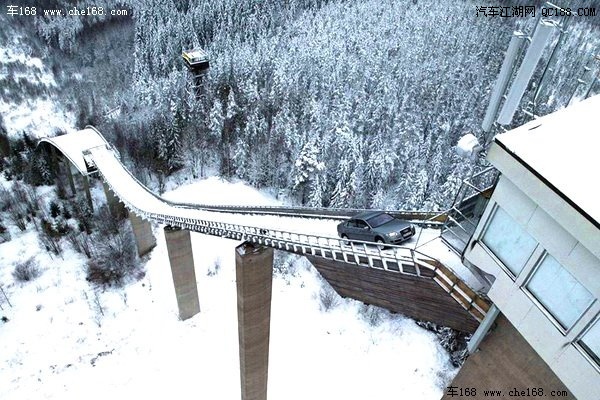 坡度为37.5°的芬兰开普拉滑雪跳台