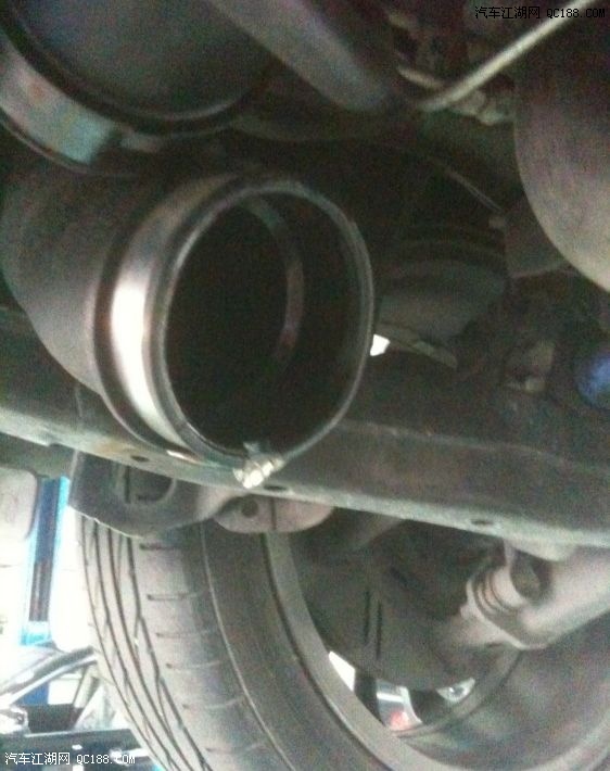 被工时费折磨的头疼 力狮更换变速箱油