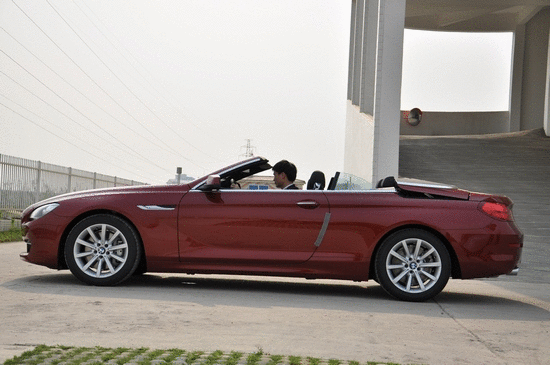 优雅怦然心动 实拍全新宝马6系敞篷跑车