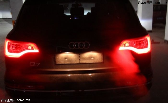 suv中的全能领袖 奥迪q7 3.0t技术提车