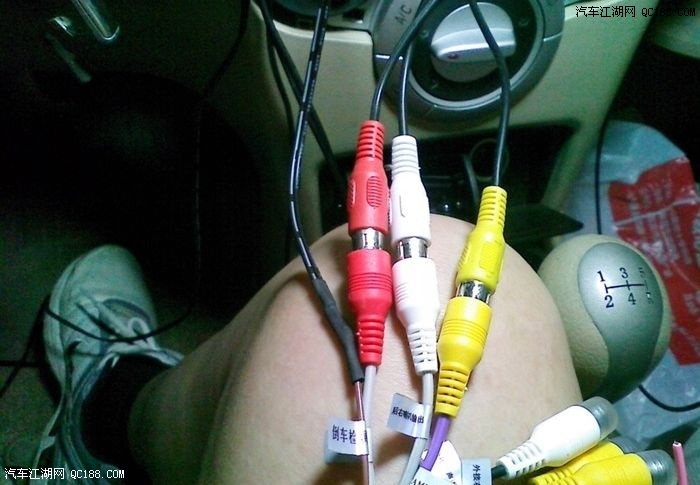 【图】匹配倒车影像 风云2加装dvd导航一体机