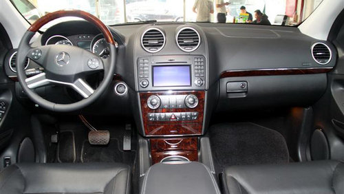 2011款奔驰GL550现车到店 具体售价电议