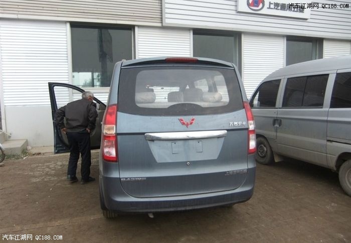 告别小面之名 五菱宏光1.4l舒适型提车