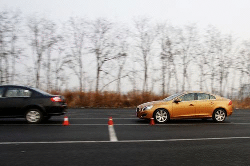 体验沃尔沃s60安全系统_第2页