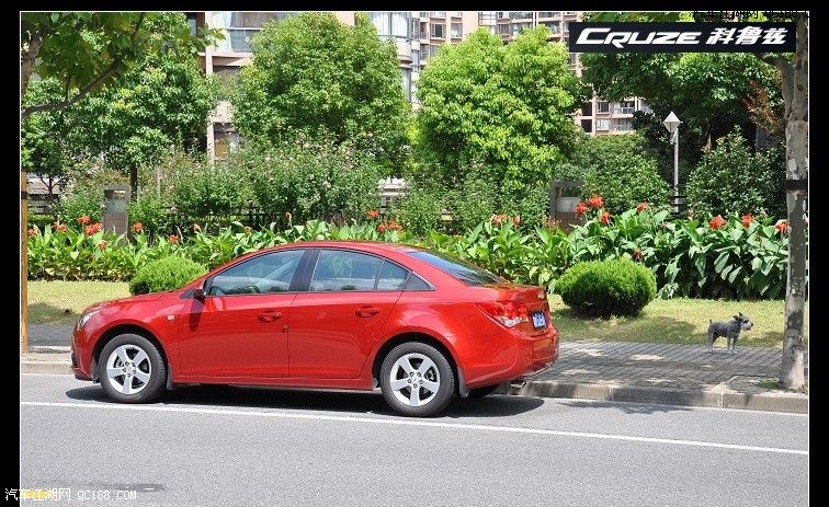 【图】外观动感 红色科鲁兹1.8SEAT新车