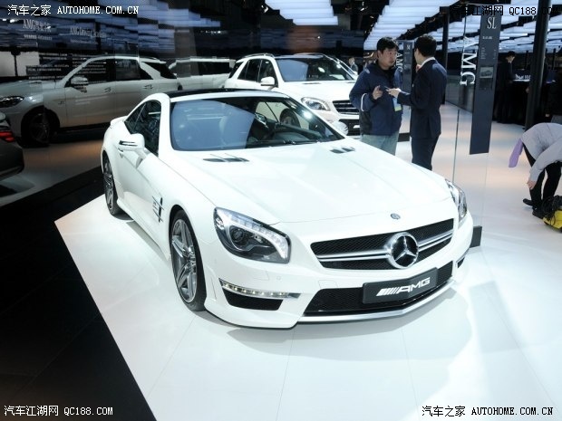 奔驰SL63 AMG上海车展上市 售239.8万元