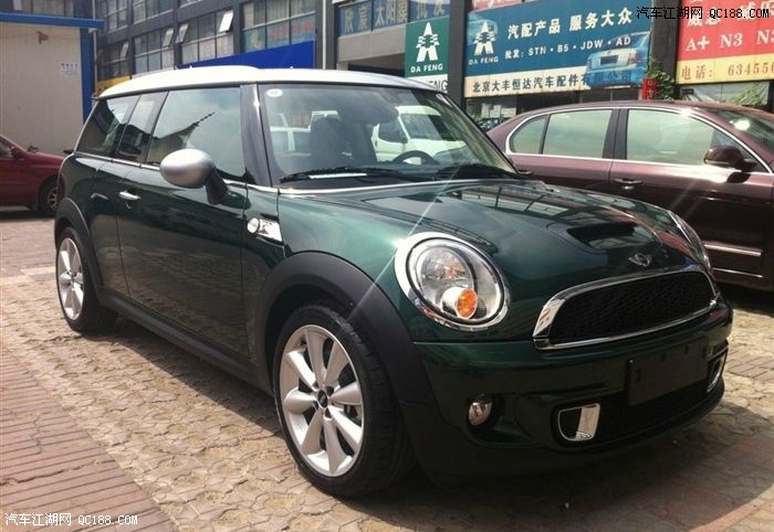 [选车提车] 一直就很喜欢mini,详细回顾墨绿银顶clubman s fun提车