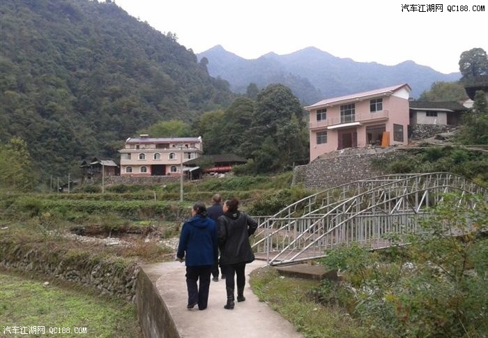 自驾黑色奔驰r级五一沅陵,五强溪,借母溪风景区旅游记!