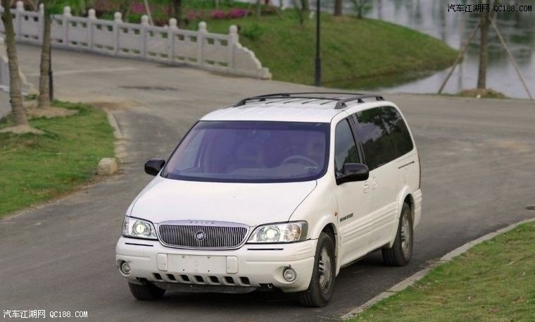 车主说车 > 正文  原型是雪佛兰的trans sport  轮毂啥的都和国外一样