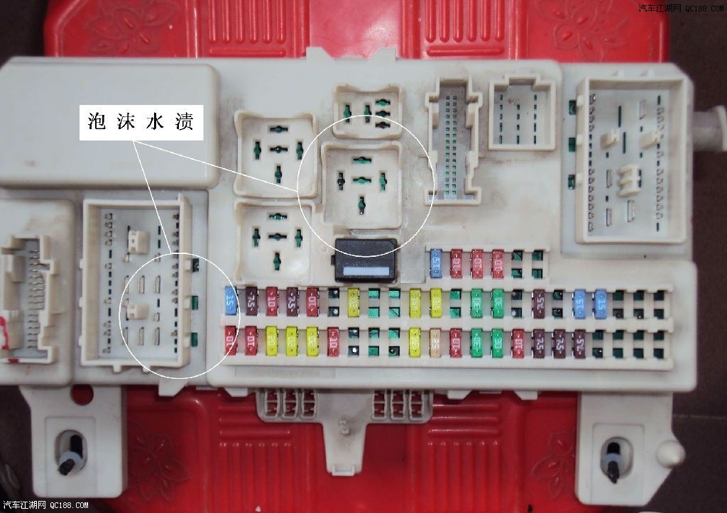 解决多年怠速不稳 马自达3清洗空调作业