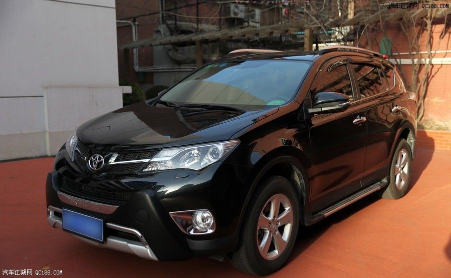 运动精致 提丰田rav4 2.5精英黑云母色