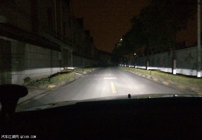 科鲁兹改装q5双光透镜 天使恶魔眼,大家看看近光切线是否对