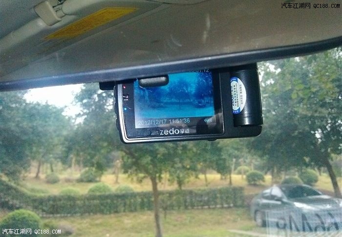 行车记录仪720p 的用32g内存卡单摄像头能录像多长时间 双摄像头呢?