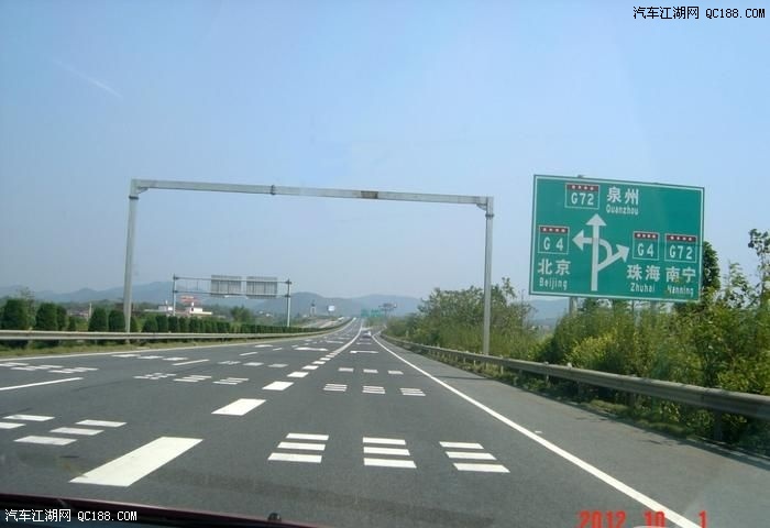 终于来到了又一路口,右转即上到g4京港澳高速