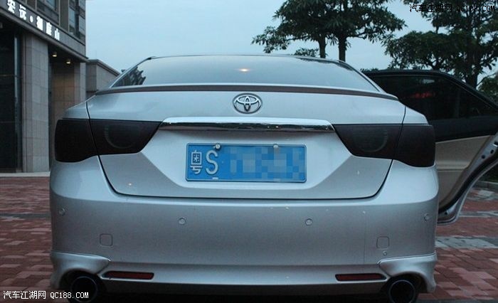 丰田锐志_多少收入买锐志