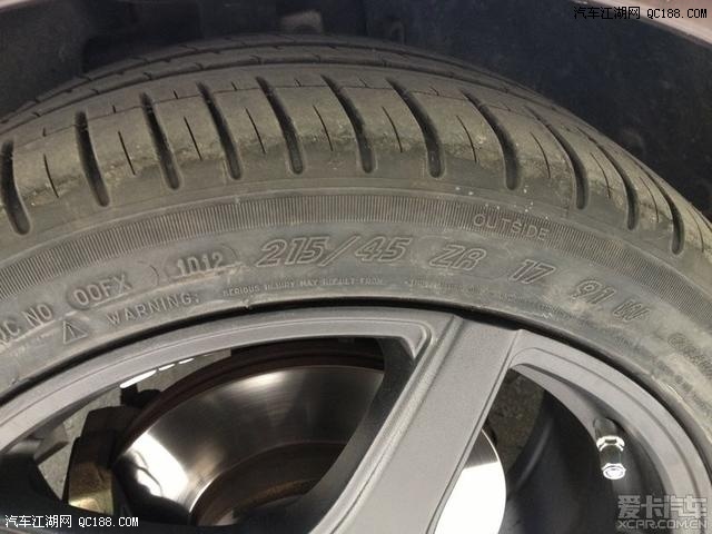 ˹װ215/45R17ҵ3