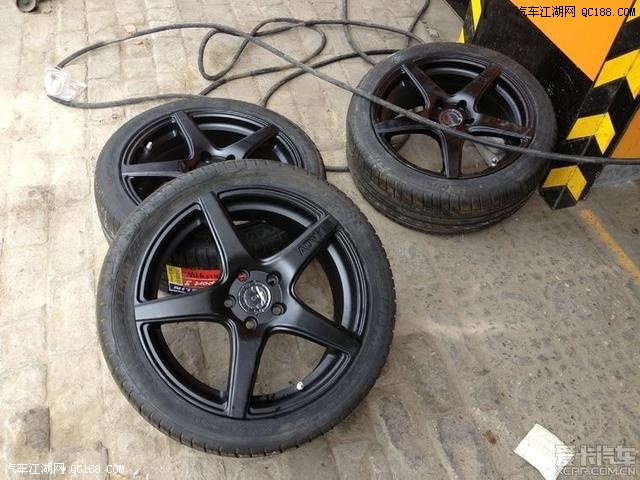 ˹װ215/45R17ҵ5