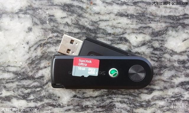 福克斯改装完美布线无损加装屌丝神器F166行车记录仪作业(8)