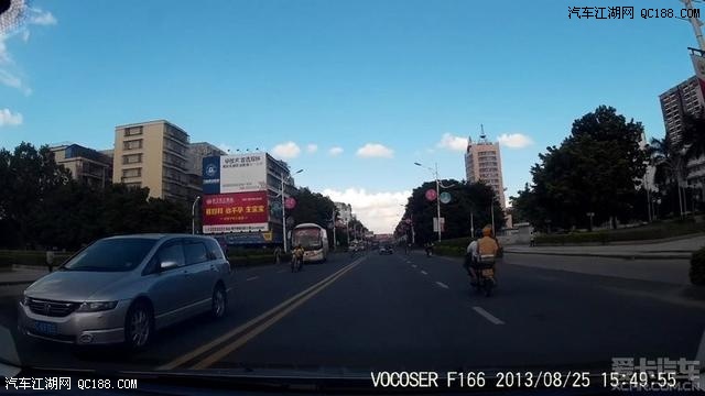 福克斯改装完美布线无损加装屌丝神器F166行车记录仪作业(42)