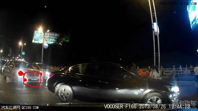 福克斯改装完美布线无损加装屌丝神器F166行车记录仪作业(47)
