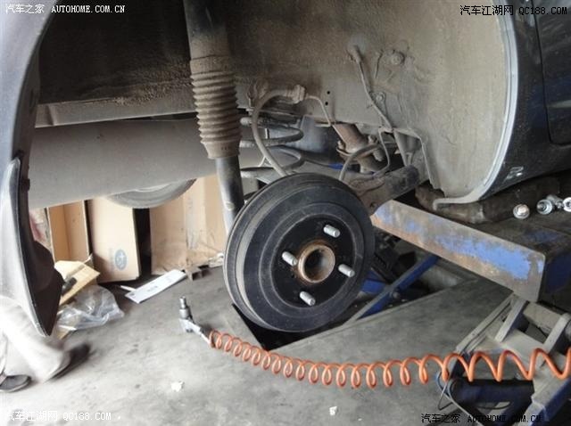 威乐改装嘉年华16寸轮毂作业(2)