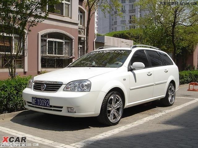 ������װ