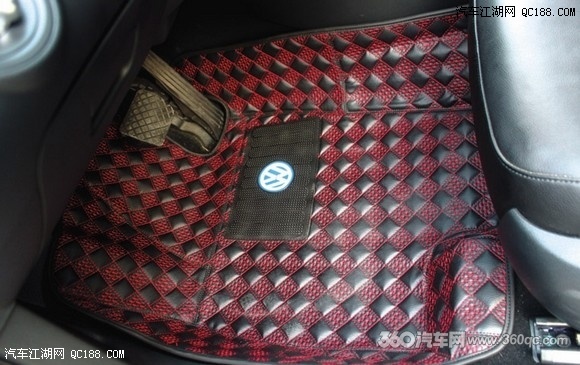 大众新迈腾B7L安装刺绣花3D大包围汽车脚垫实拍