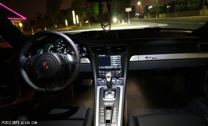 入手保时捷911喷泉灰50周年纪念版 分享爱车提车作业
