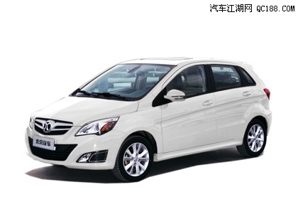 北京汽车e系列两厢优惠1.3万 现车销售
