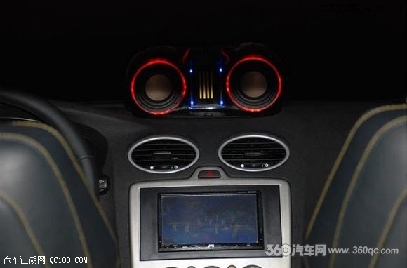 精品汇聚,惠威巨制 福克斯改装惠威汽车音响样车