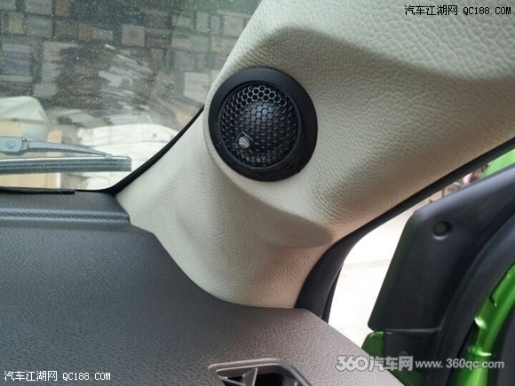 声音动人优美 佛山车天地丰田致炫改装德国彩虹音响