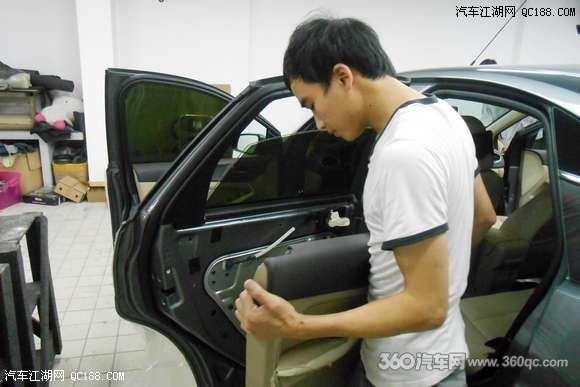 多一步,好一点 两厢福克斯全车狮龙隔音处理