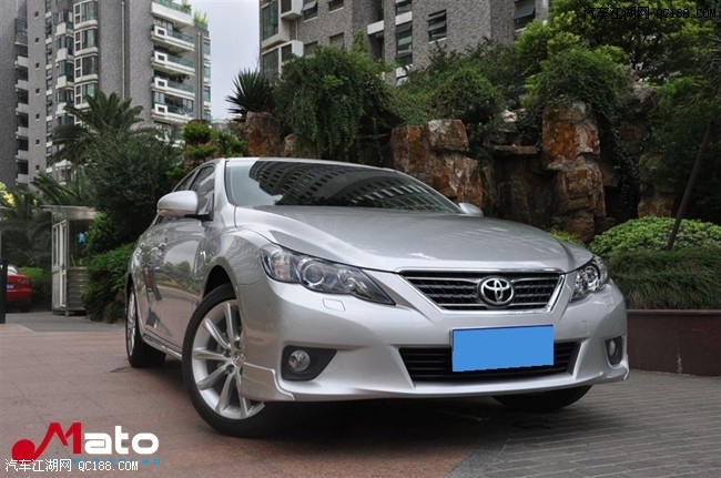 【图】令人倾慕不已的改装 丰田锐志改装音响