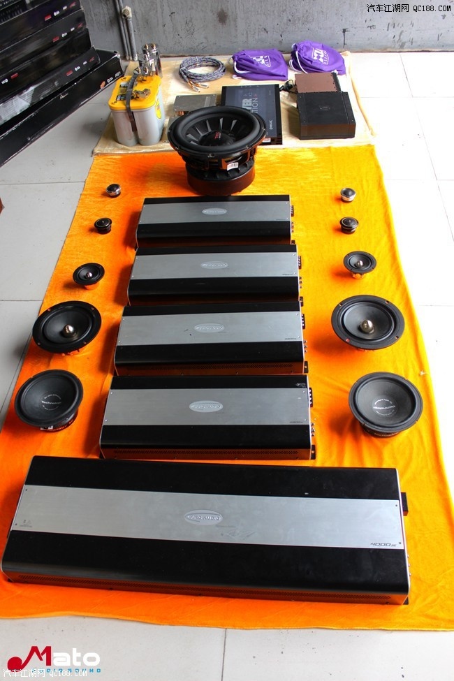 厦门音乐车坊丰田皇冠改装Hybrid Audio和ARC音响