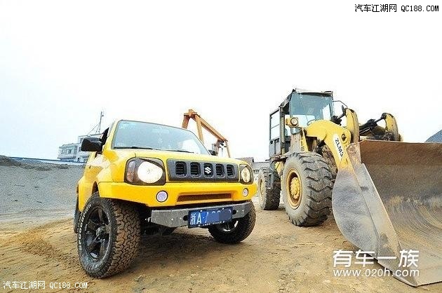 吉姆尼改装案例简析正确改装靓丽爱车