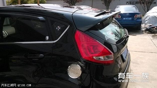 ��ɫ���ؼ��껪�������ʵ�ø�װչʾ