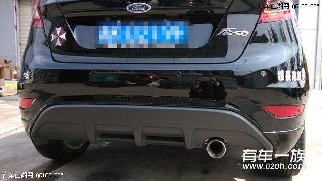 ��ɫ���ؼ��껪�������ʵ��װ�θ�װչʾ