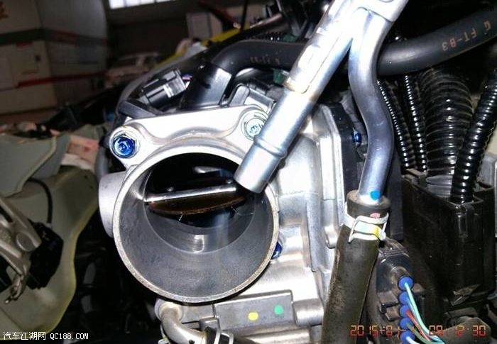 【图】飞三需要每10000公里清洗一次节气门,