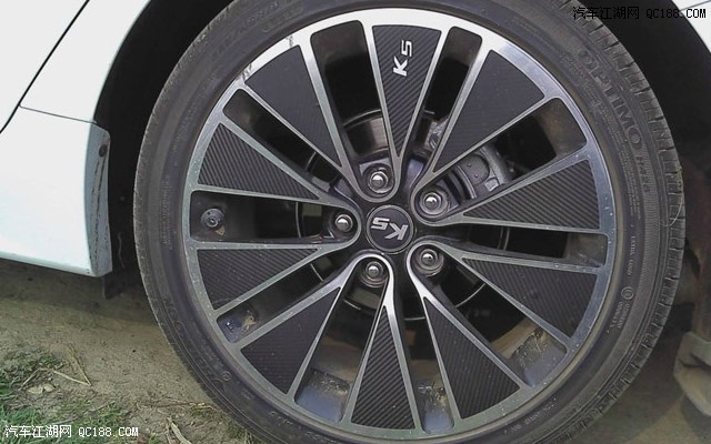 ��ɫ����k5���װ�θ�װ