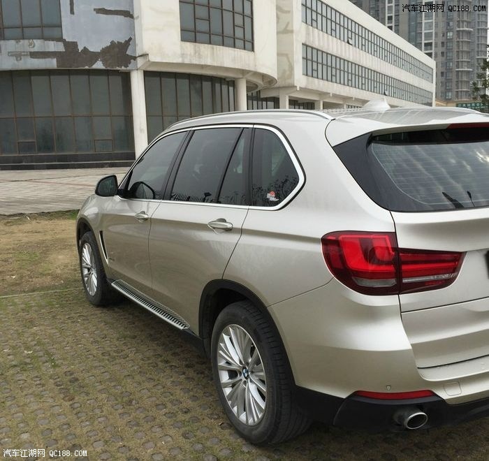 动力很给力 评矿石银宝马x5 xdrive35i