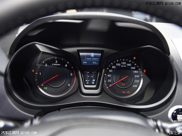 2015日内瓦车展 现代新款ix20正式发布