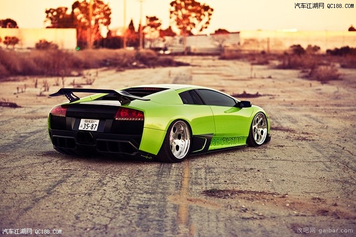 LIBERTY WALKװMurcielago