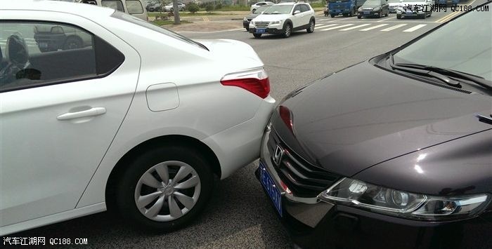 【图】全爱新手新车被追尾了,求安慰_爱丽舍论坛_汽车